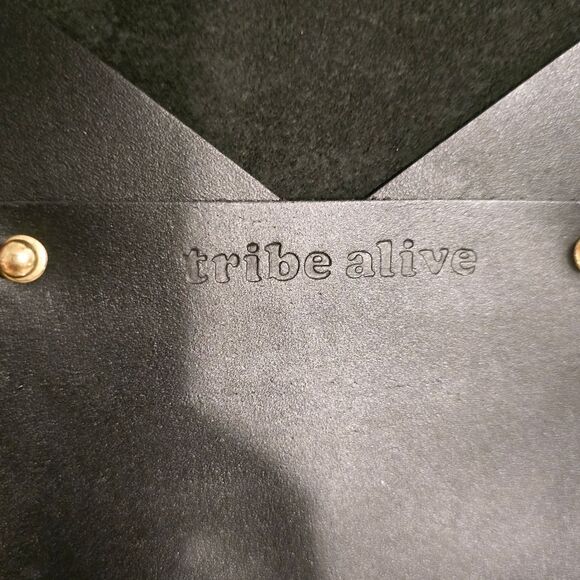 Tribe Alive Genuine Leather Minimalist Clutch - Picture 2 of 7